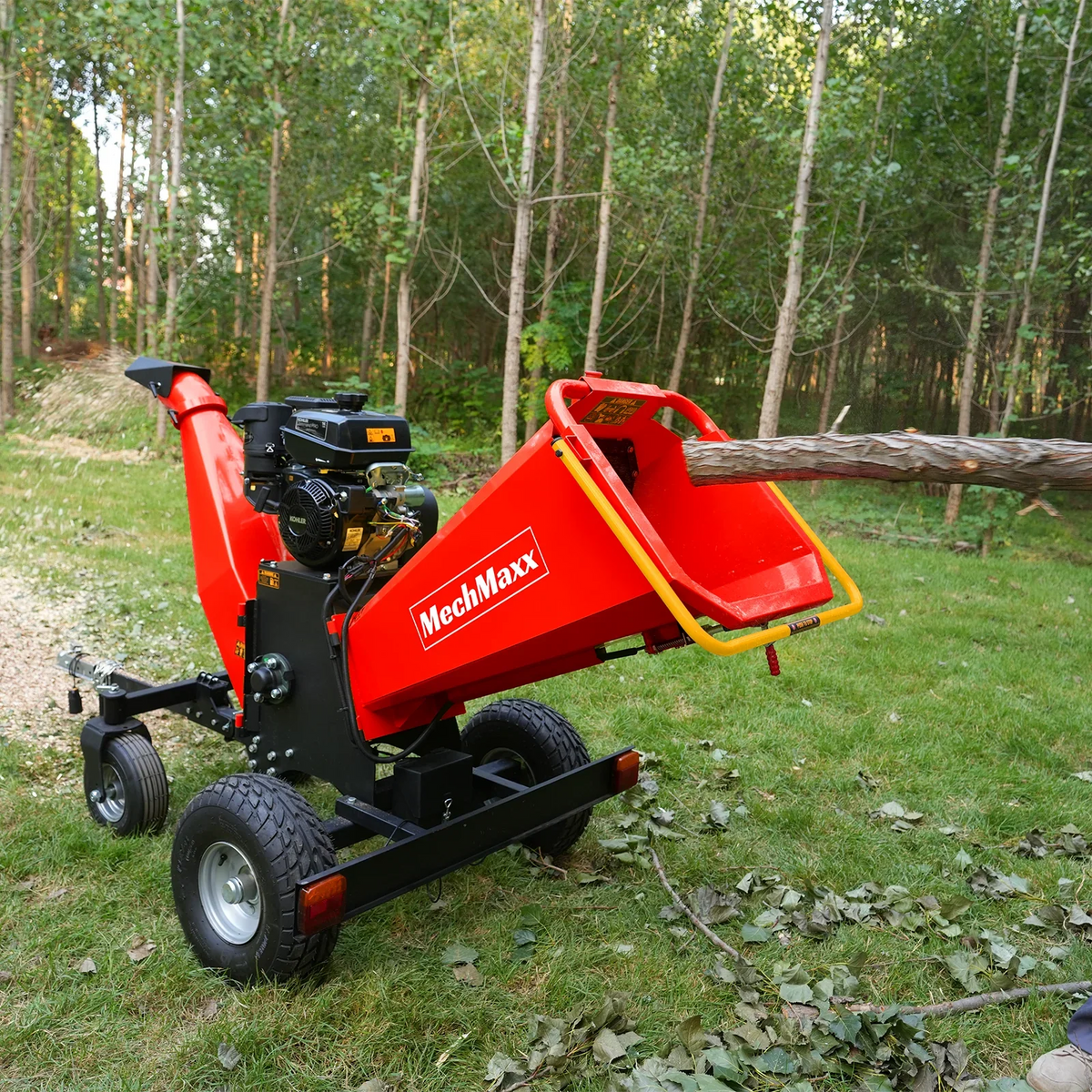 MechMaxx B150 Wood Chipper 14HP Kohler 429cc Electric Start 15.2cm Capacity