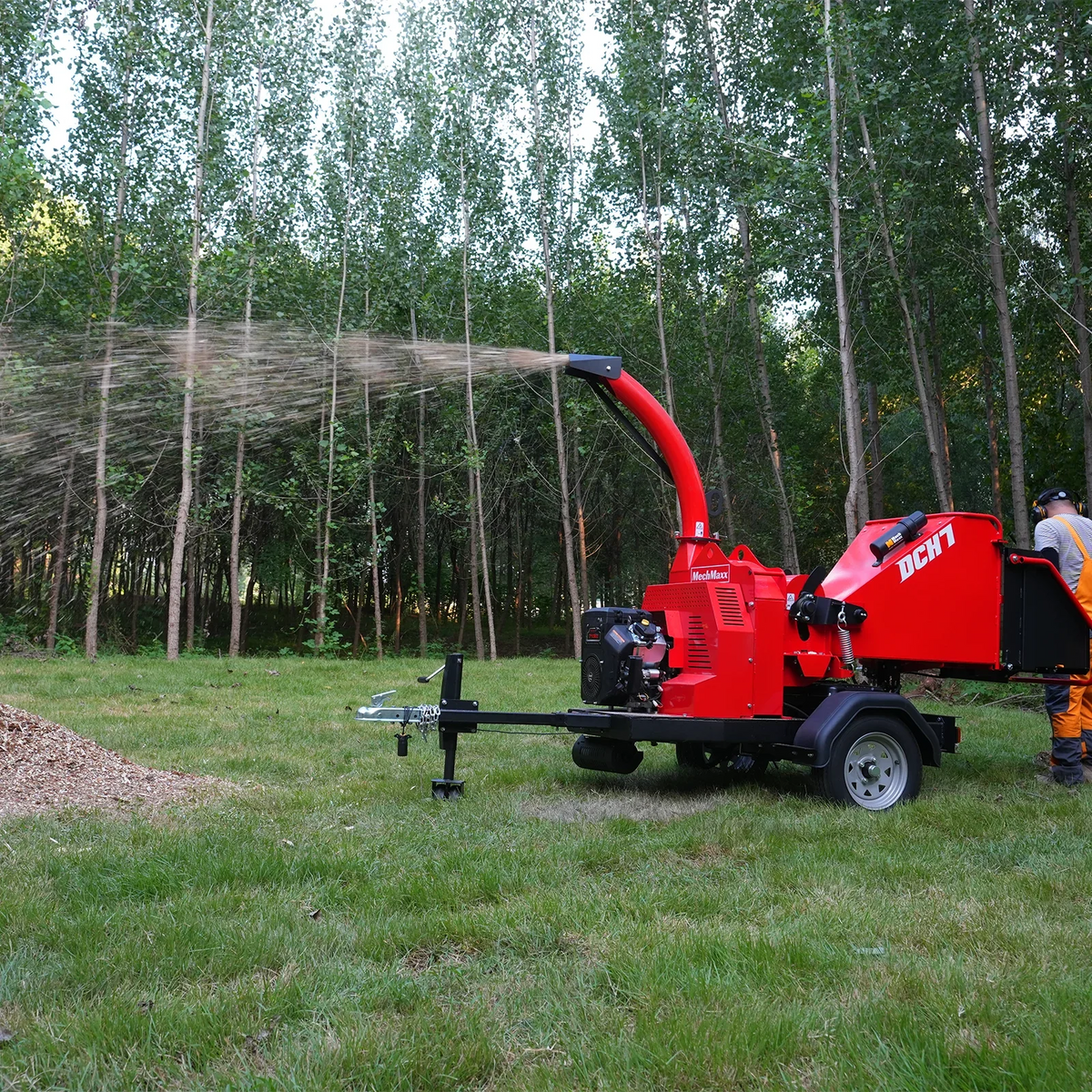 MechMaxx DCH7 Wood Chipper 25HP 750cc Electric Start 17.8cm Capacity
