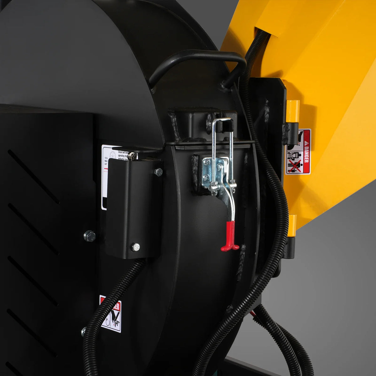 MechMaxx P4205 Wood Chipper 15HP 420cc Electric Start 12.7cm Capacity